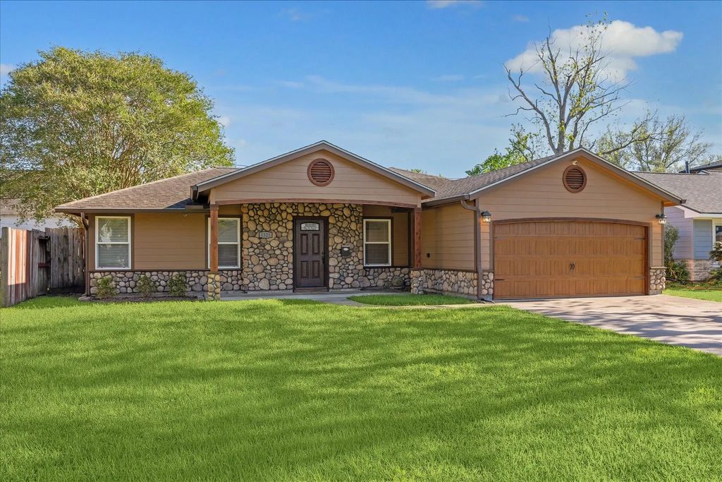 1325 Curtin Street, Houston