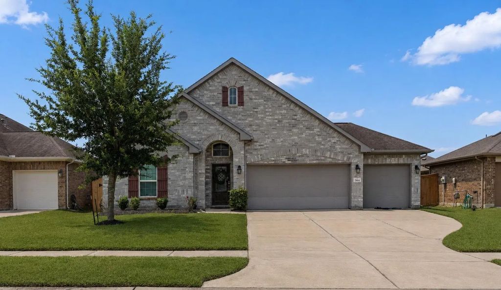 2614 Half Dome Drive, Iowa Colony