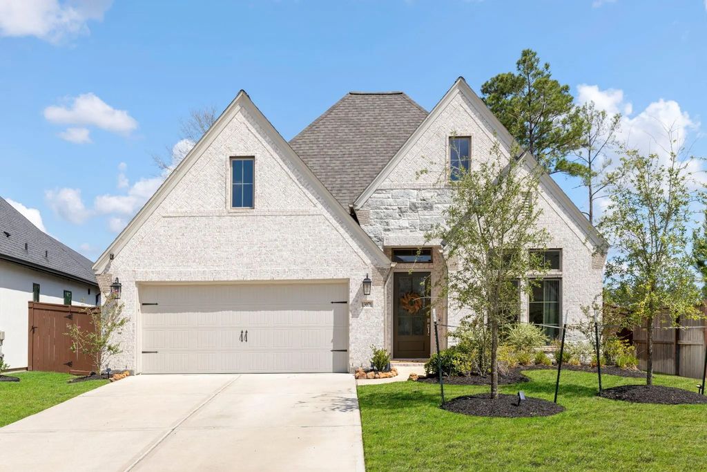 13071 Soaring Forest Drive, Conroe
