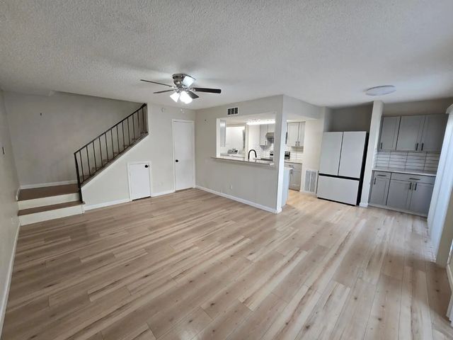 5640 Birchmont Drive C, Houston