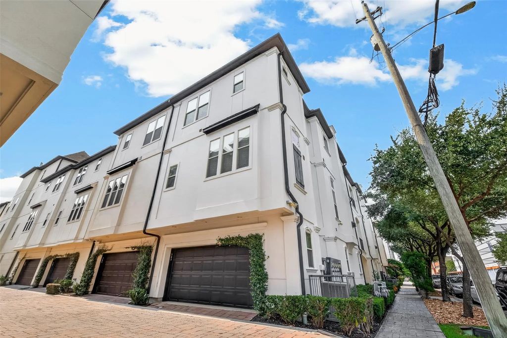 703 Live Oak Street, Houston