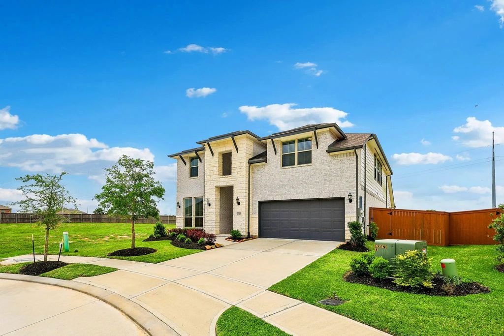 13525 Seneca Lake Drive, Texas City