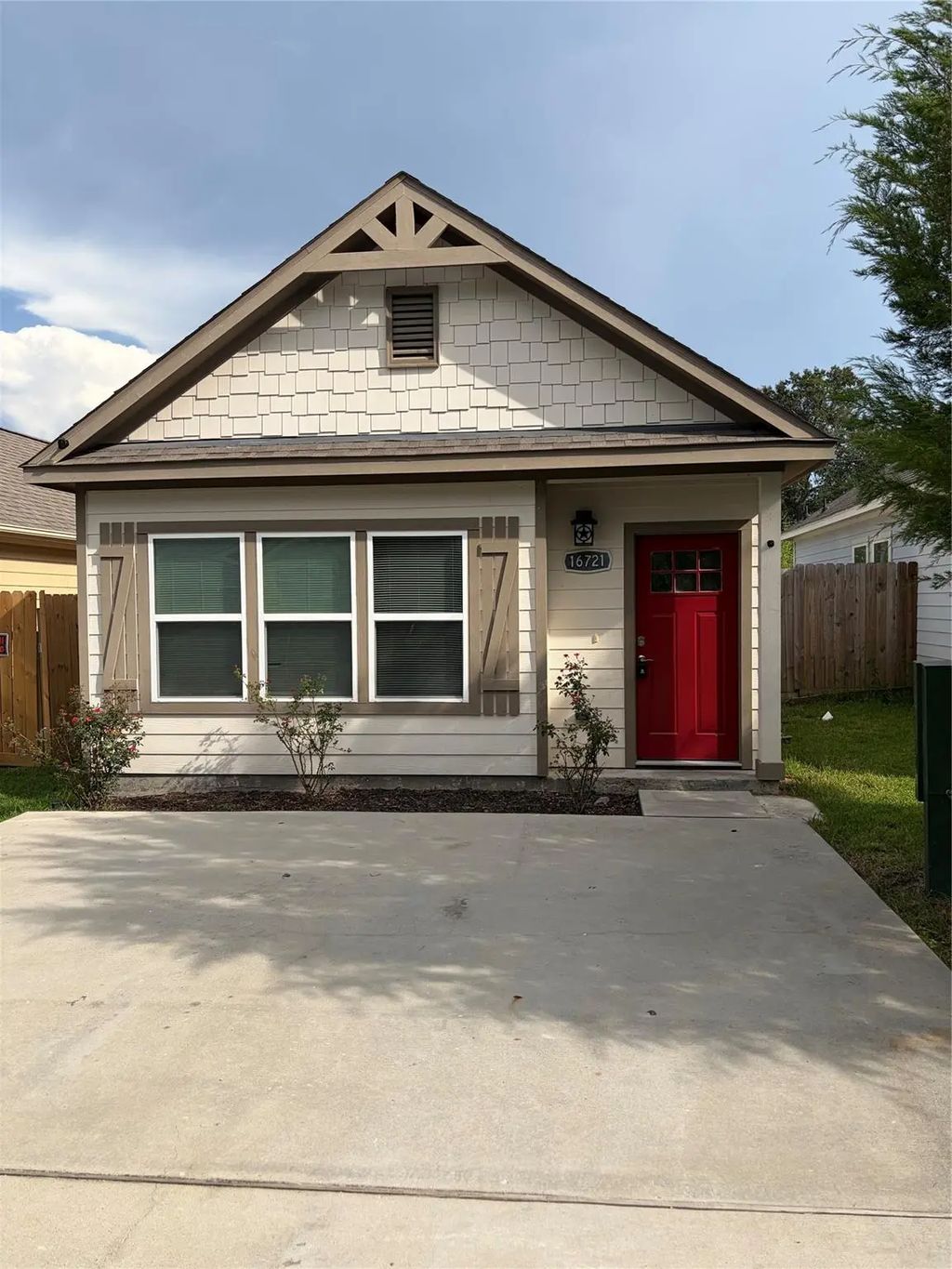 16721 Stonefield, Montgomery