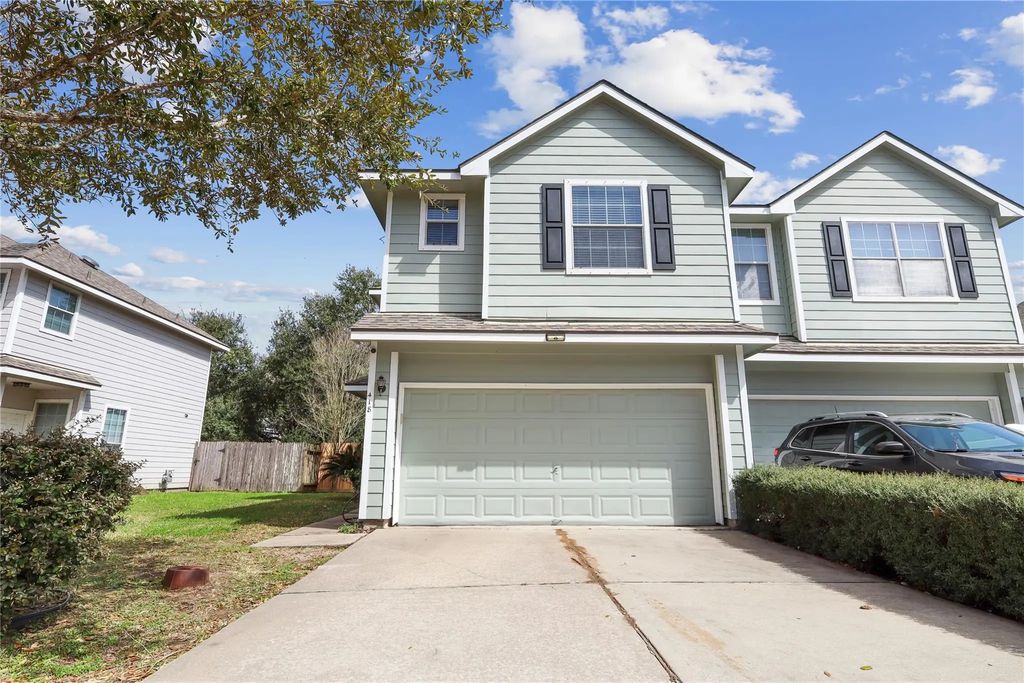 418 Folk Crest Lane, Dickinson