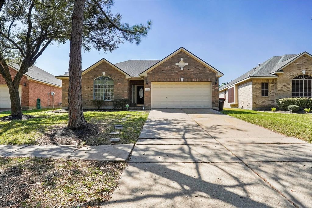 5710 Shady Hollow Court, Rosharon