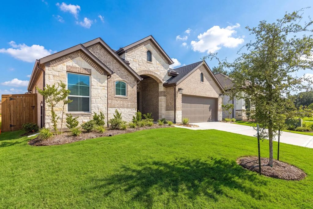 9745 Roaring River Falls, Porter
