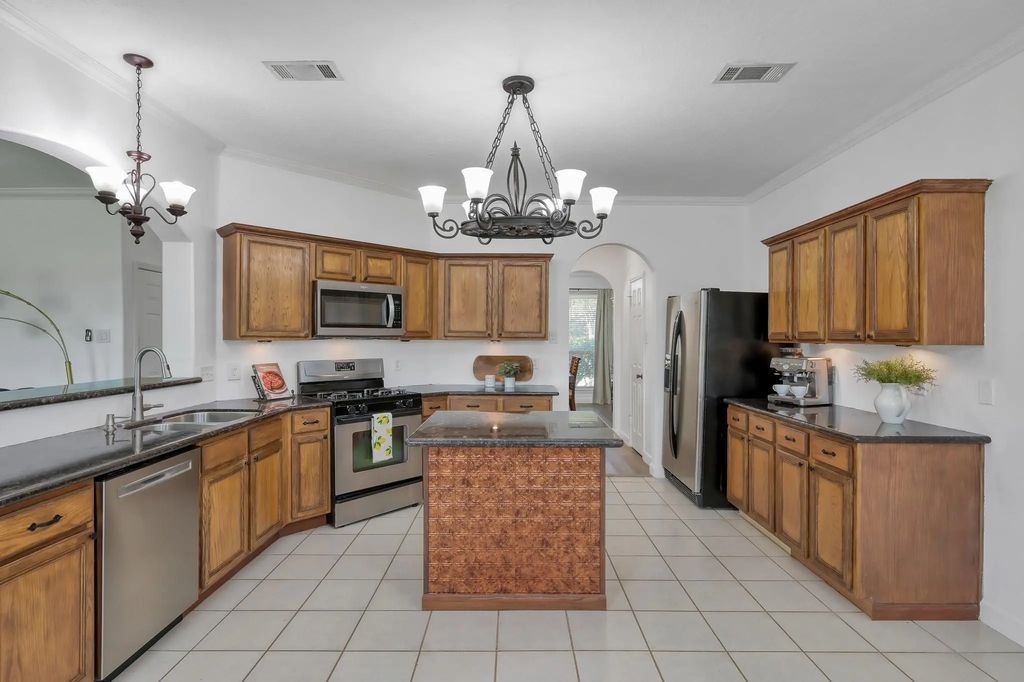 1396 Havelock Drive, Spring