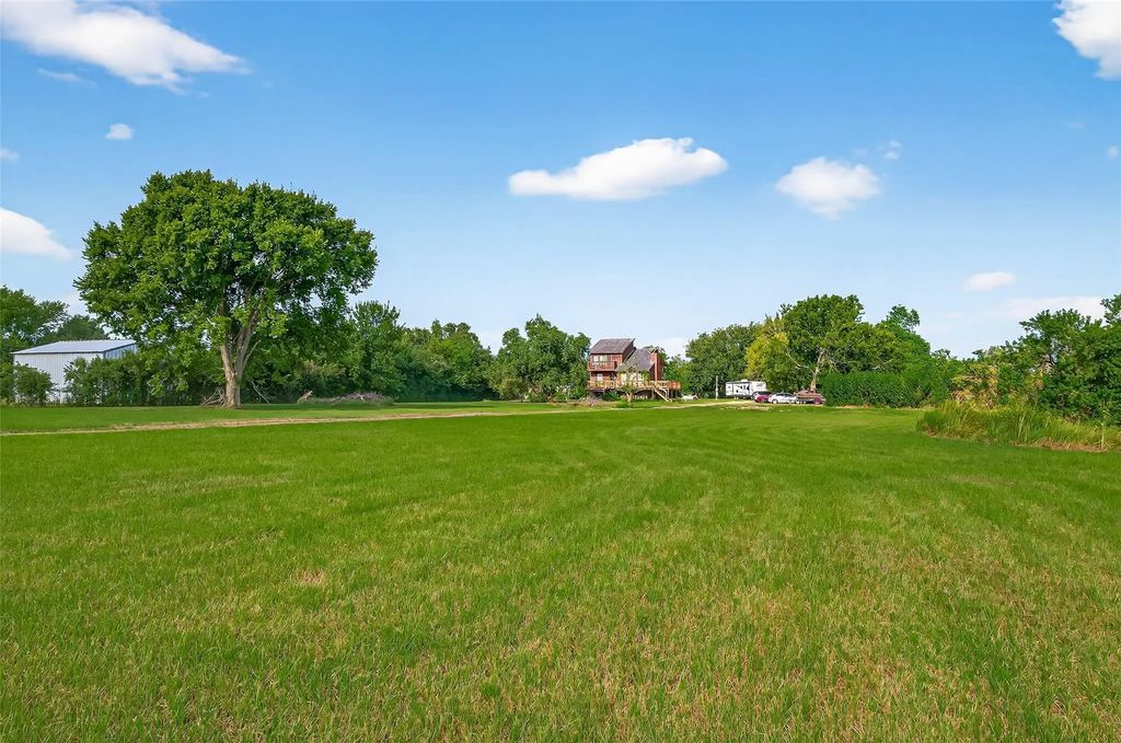 6250 N Mallard Drive, Fulshear