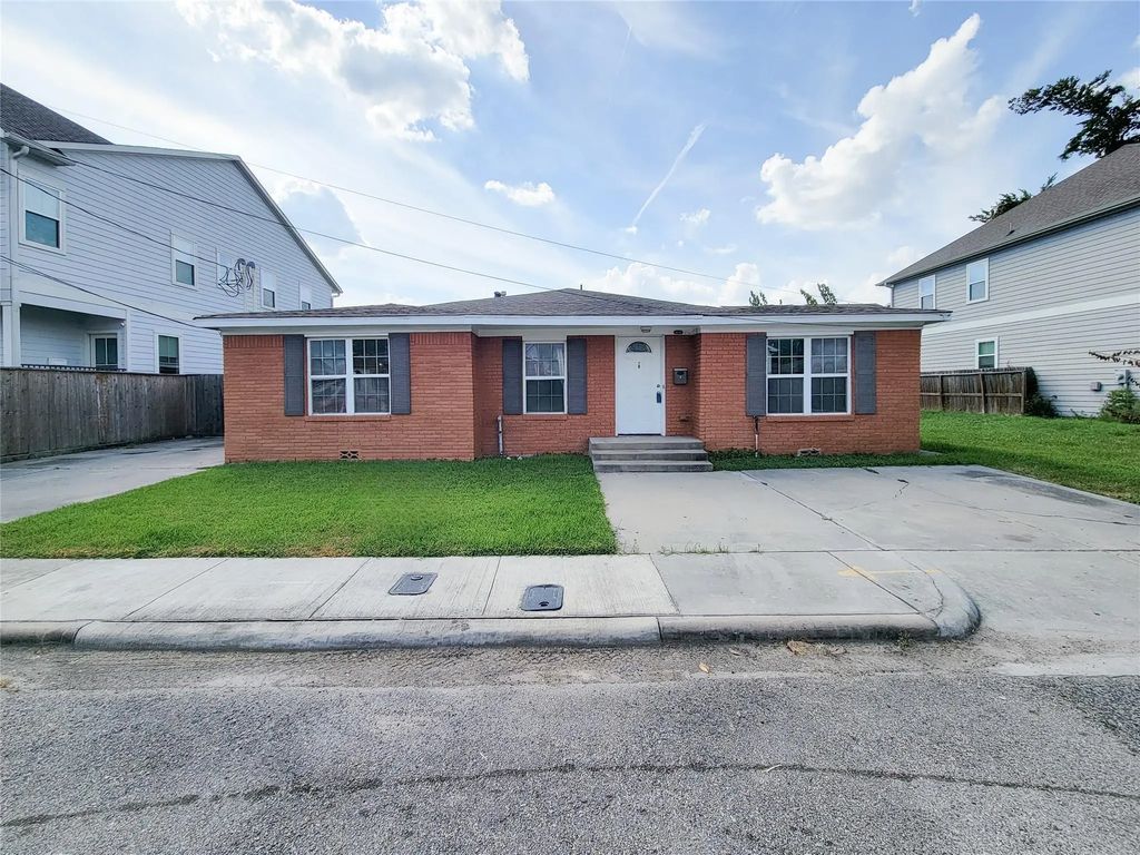 3401 Delhi A, Houston