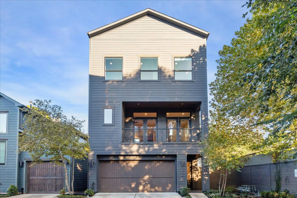 1902 Lizards Lane, Houston