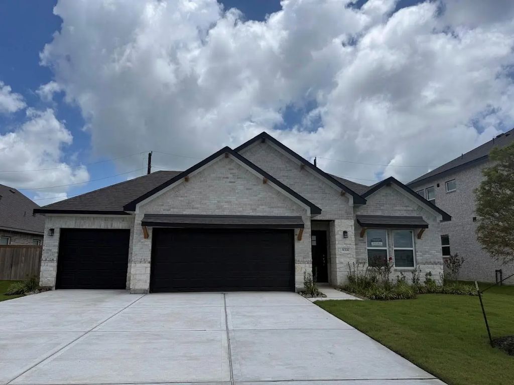 8314 Amethyst Valley Lane, Angleton