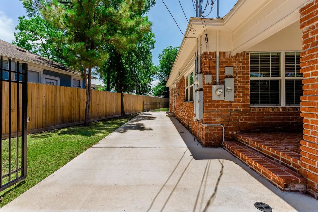 4310 Wilmer Street A, Houston