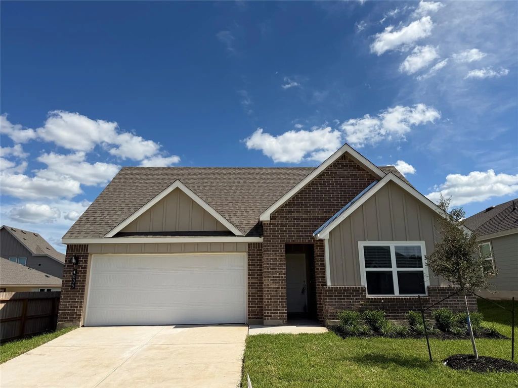 1005 Legrand Street, Brenham