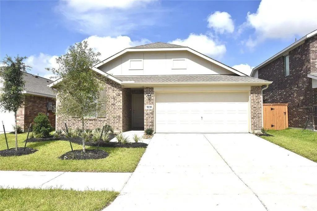 5135 Sunvalley Bend Drive, Katy