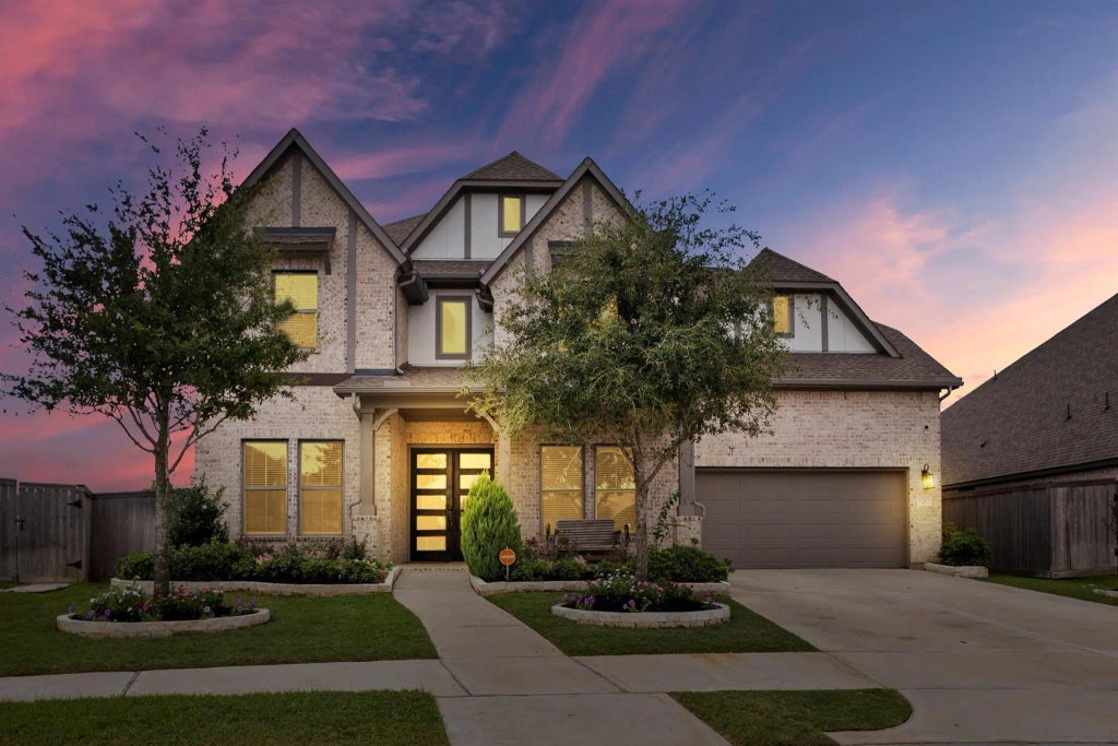 10503 Sparkling Streamm Trl, Richmond