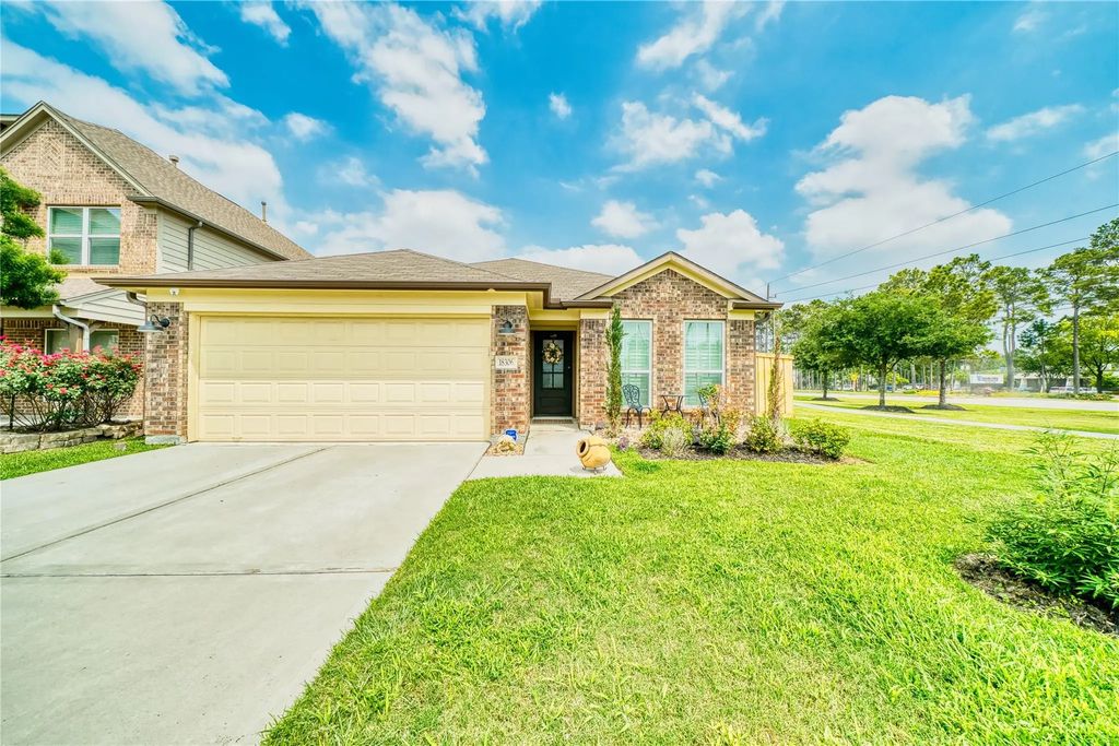 18306 W Hardy Road, Houston