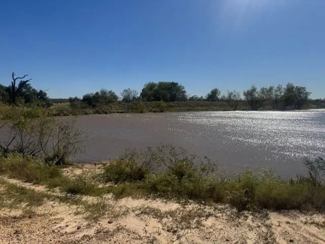 163 Ac Pine Tree Road, Hearne