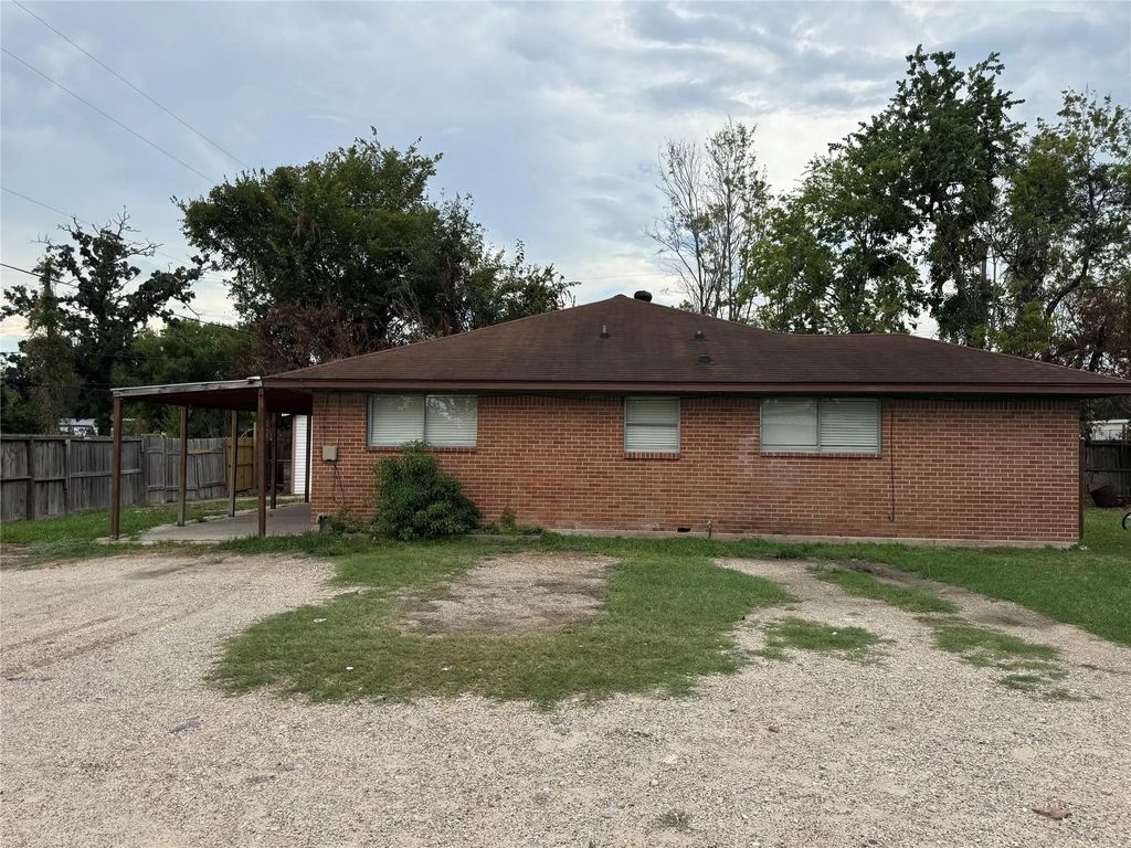 821 Cloverleaf Street, Houston