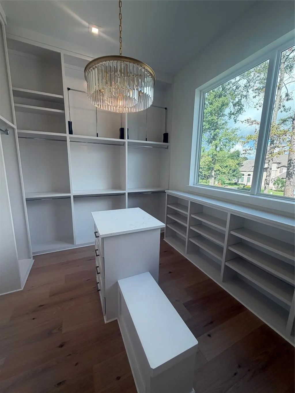 339 W Shore Lane, Montgomery