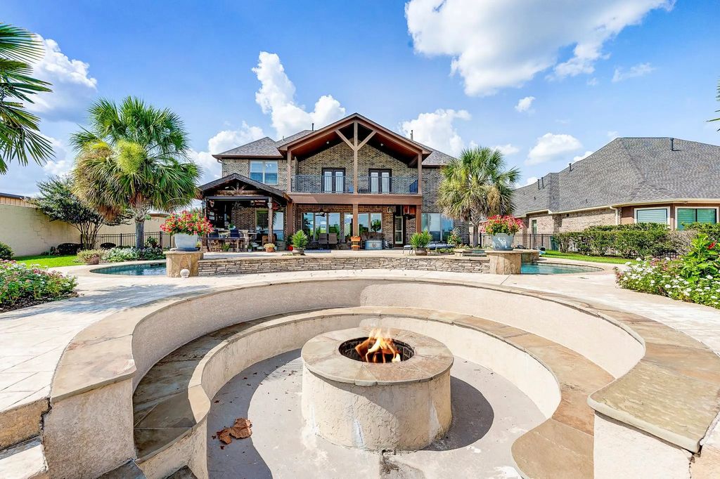 108 Waterstone Drive, Montgomery