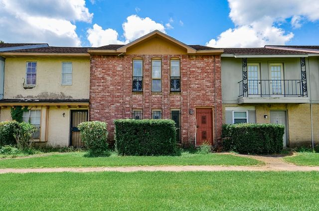 7047 Chasewood Drive, Houston