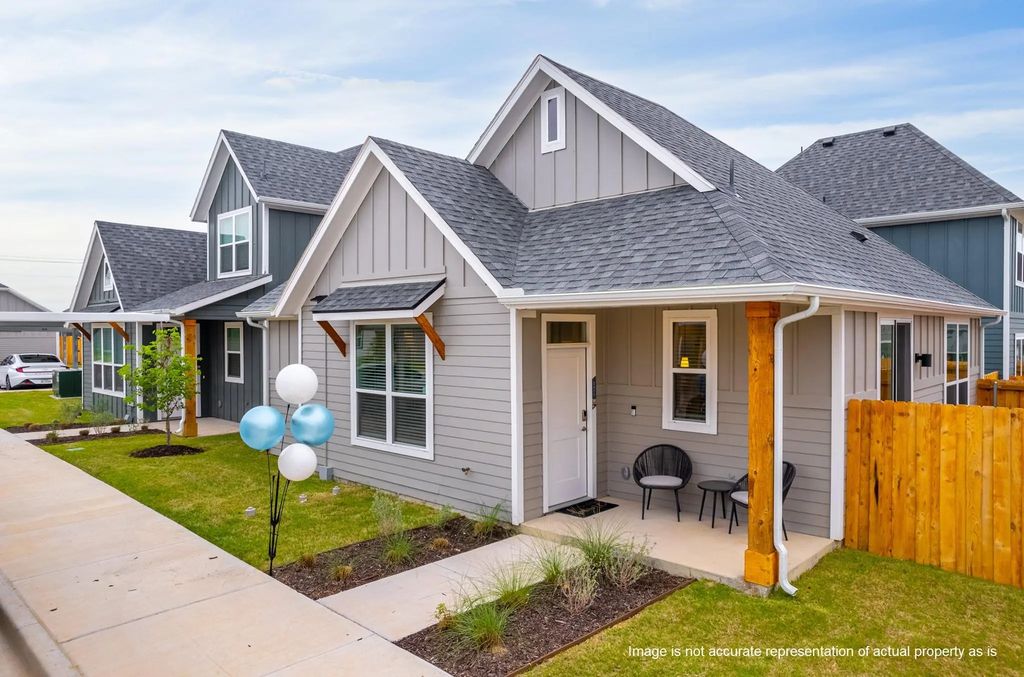 10108 Danielson Grove Drive, Fort Worth