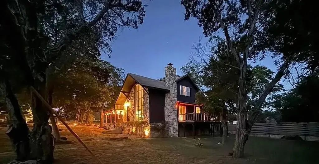 615 Tanglewood Lane, Kerrville