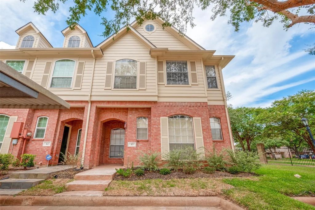 2710 Grants Lake Boulevard K3, Sugar Land