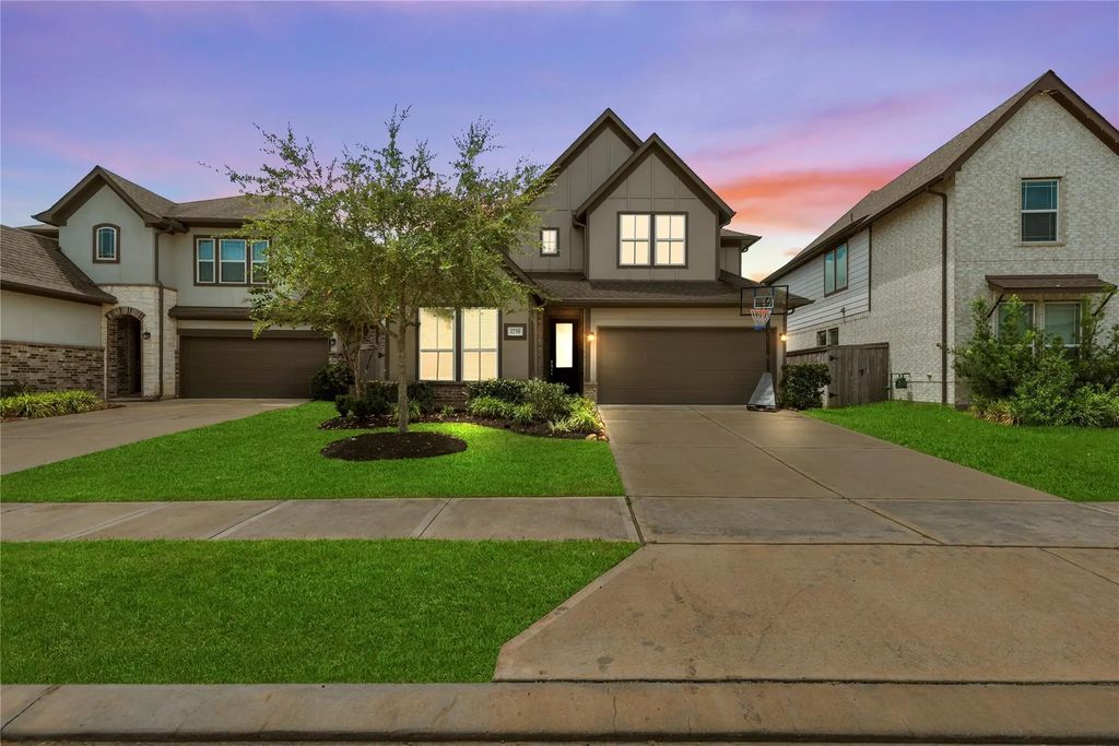 1739 Waters Branch Drive, Missouri City