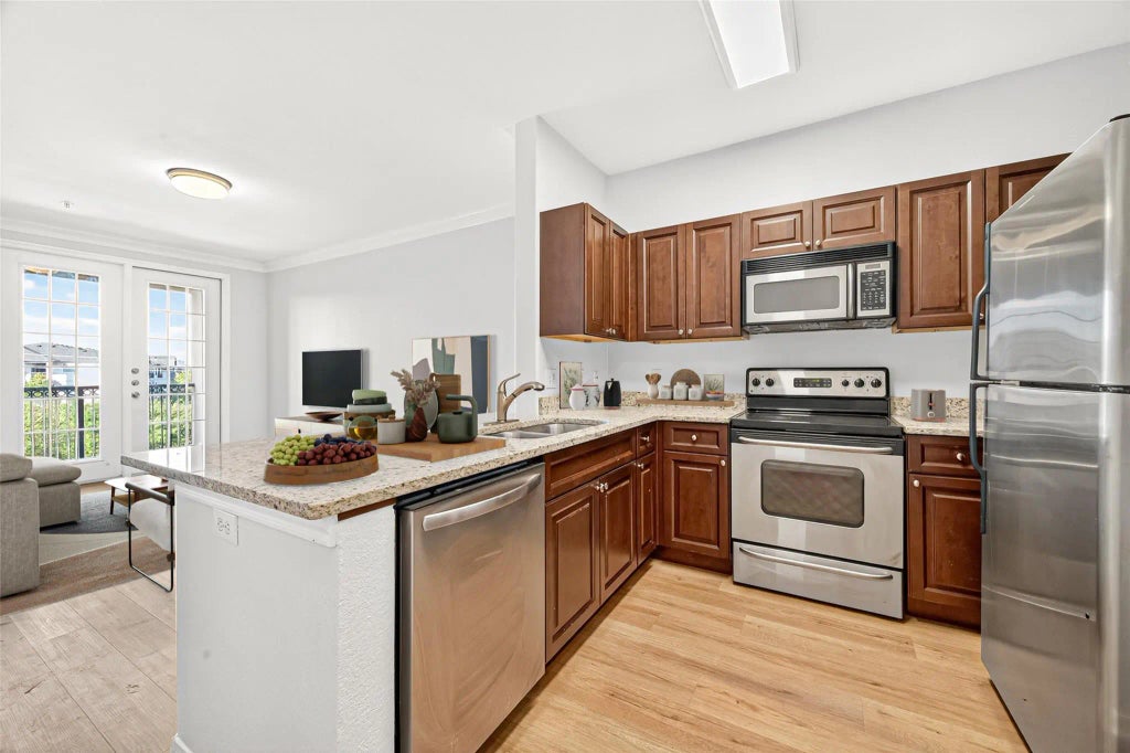 7575 Kirby Drive 1303, Houston