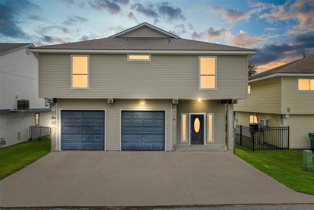 26 N Curlew Street, La Marque