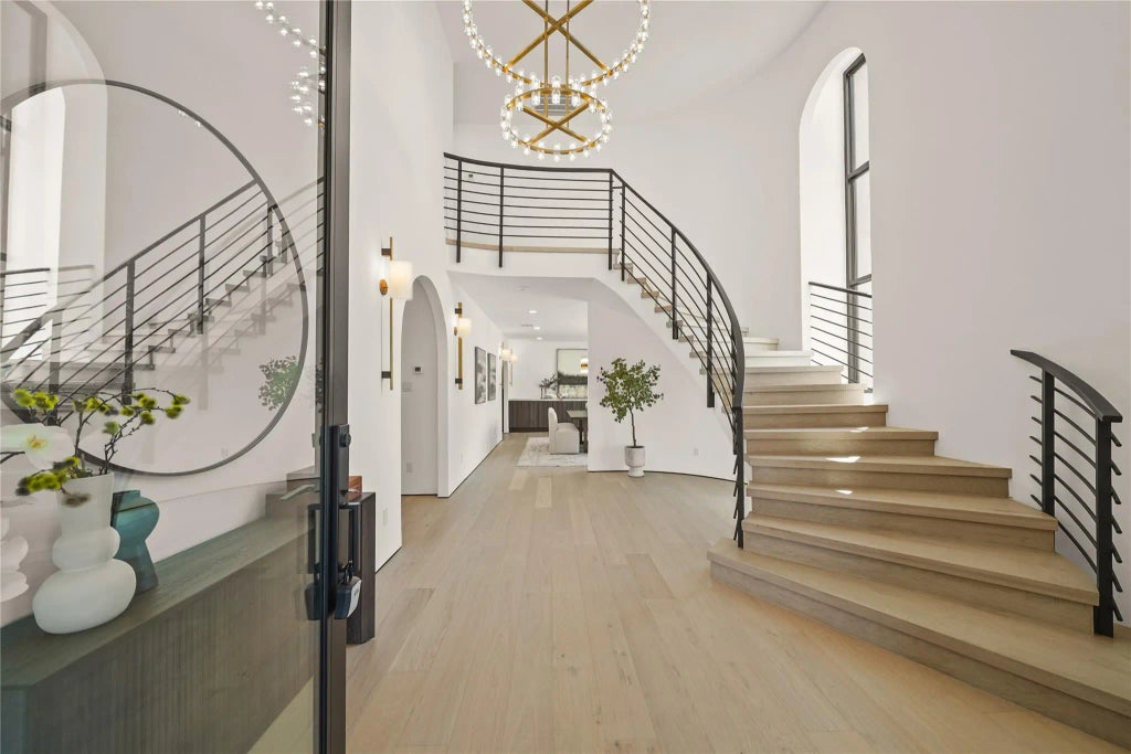 5207 Braesheather Drive, Houston