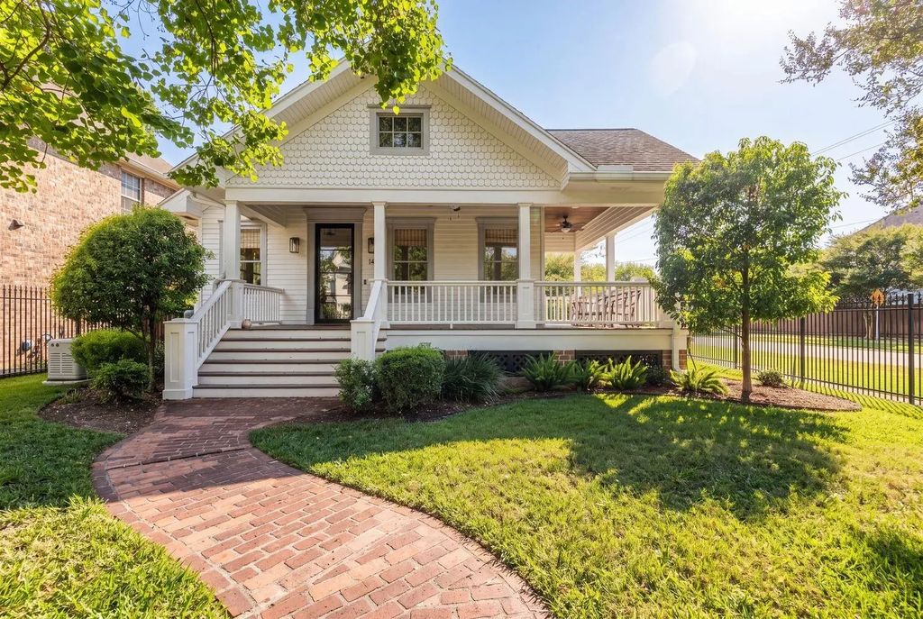 1441 Waverly Street, Houston