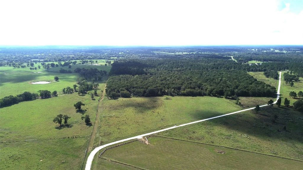 727 Buckhorn Creek Drive, Crockett