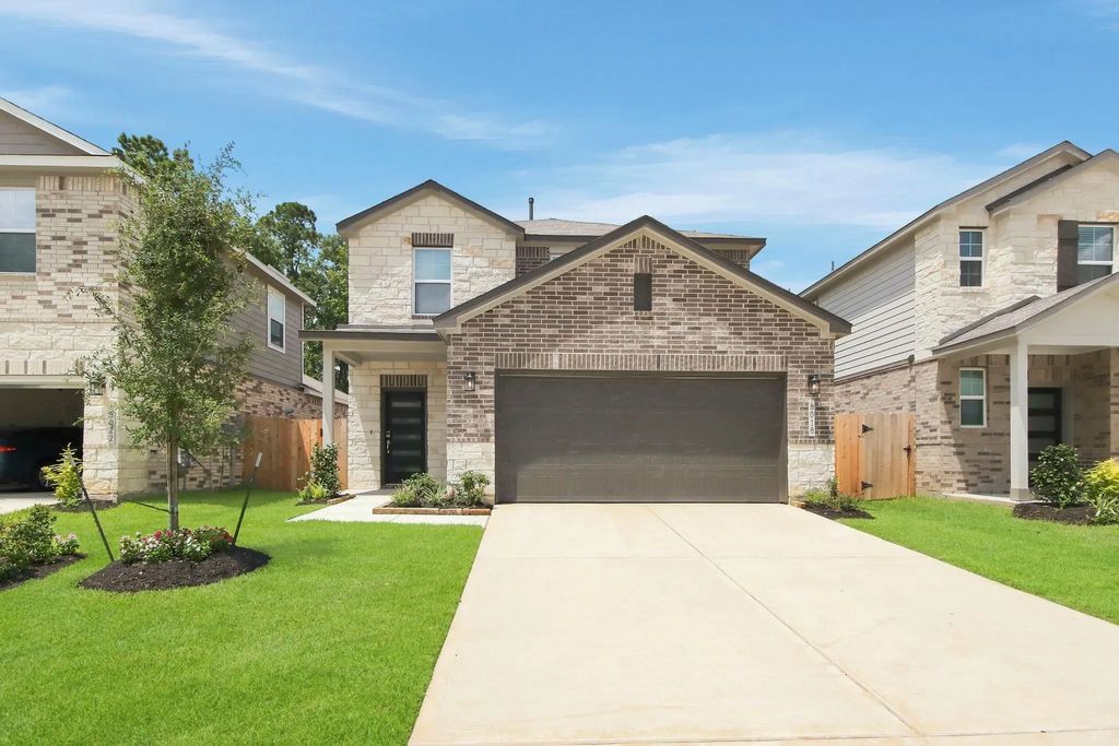 8018 Heroes Hall Drive, Magnolia