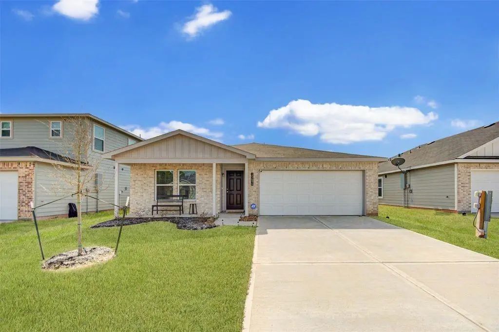 15694 Briar Forest Drive, Conroe