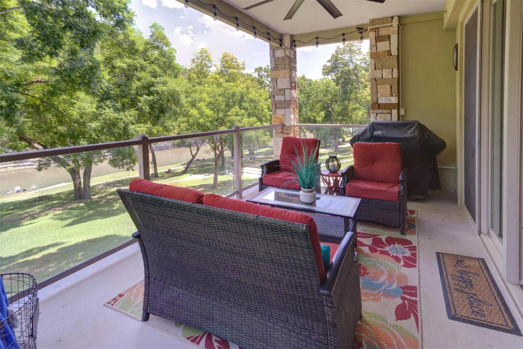 540 River Run 204, New Braunfels