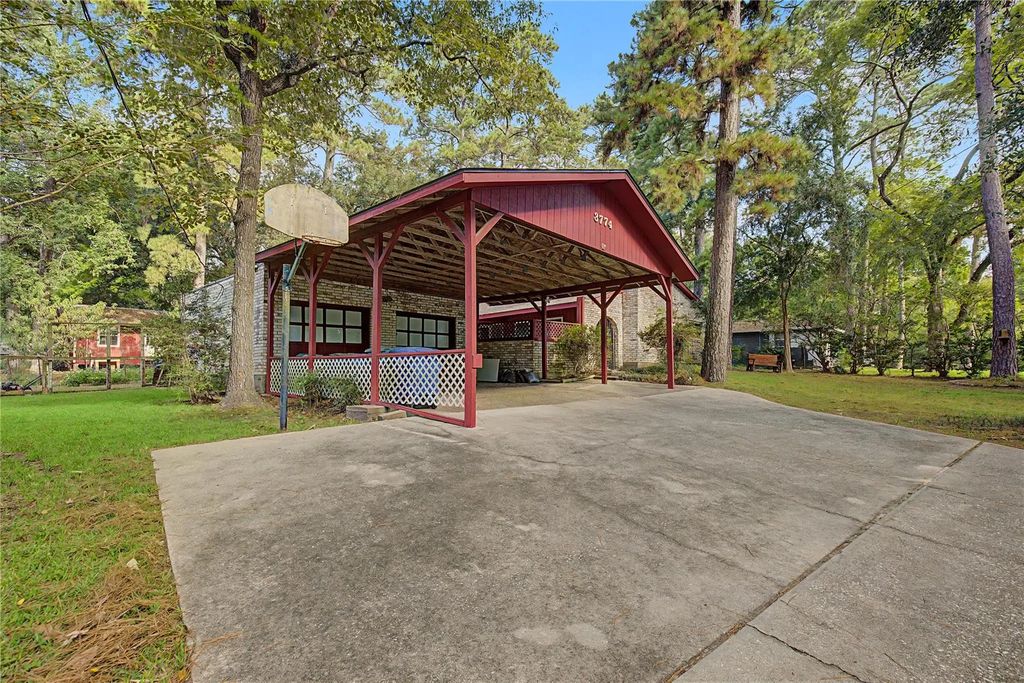 3774 Spring Drive, Huntsville