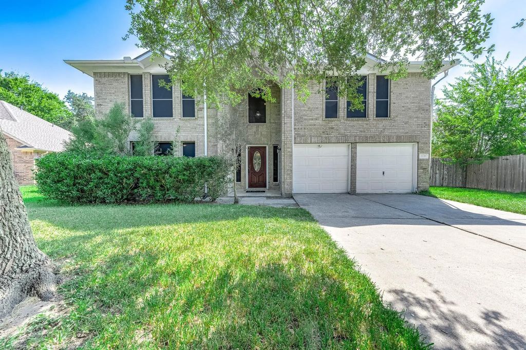1835 Taylor Creek Drive, Fresno