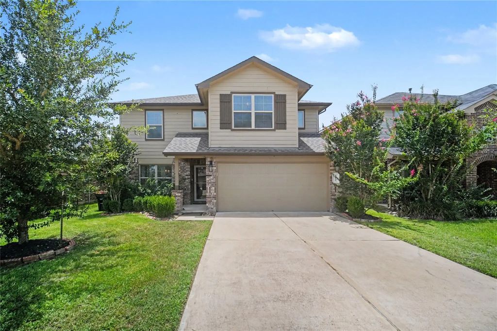 2027 Bravos Manor Lane, Fresno