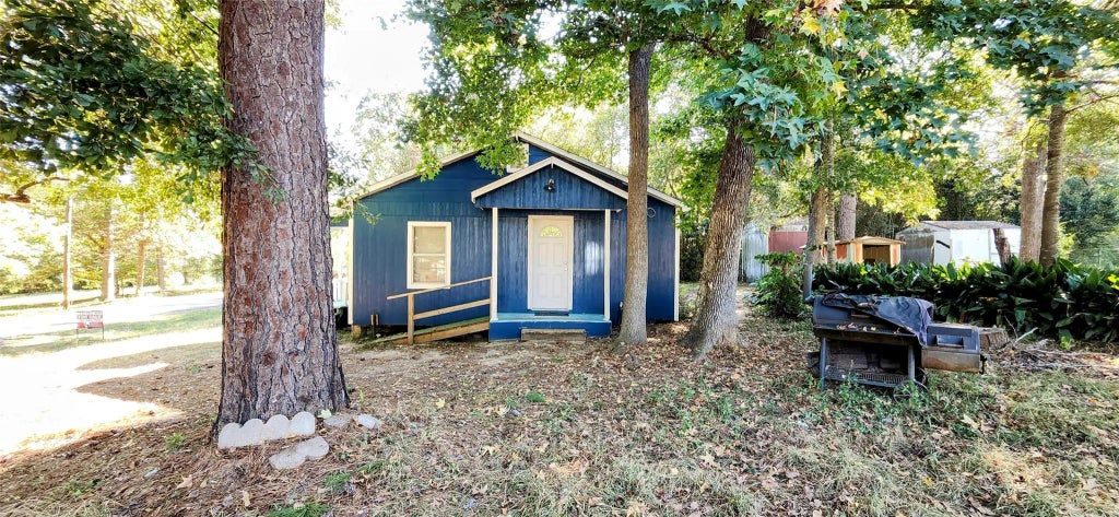 520 Lakeshore Drive, Cleveland