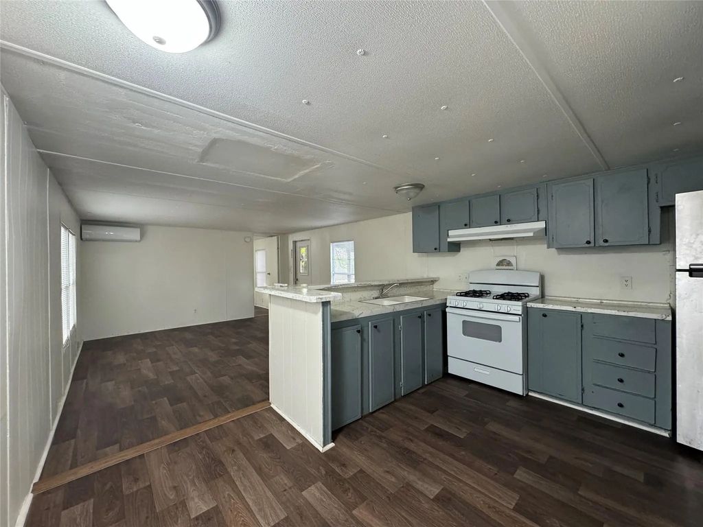 104b N 1st Street, Livingston