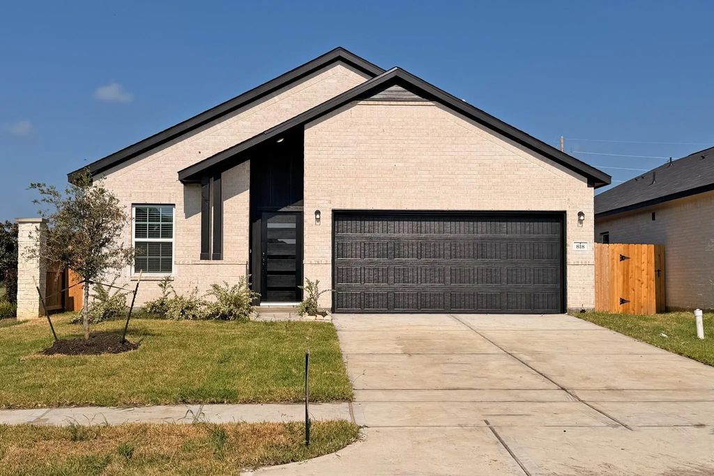 818 Alaska Cedar, Crosby