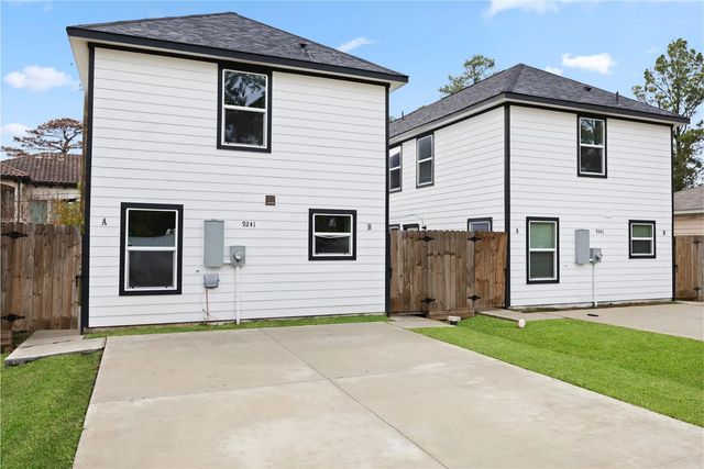 9241 Seeker Street, Houston