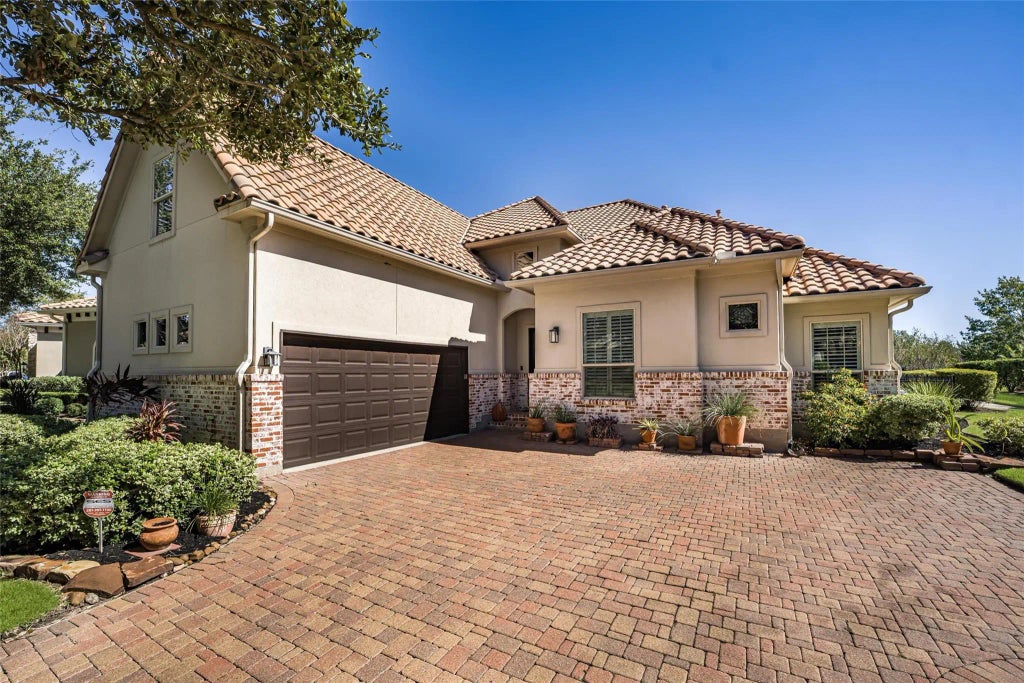 115 Lake Sterling Gate Drive, Spring