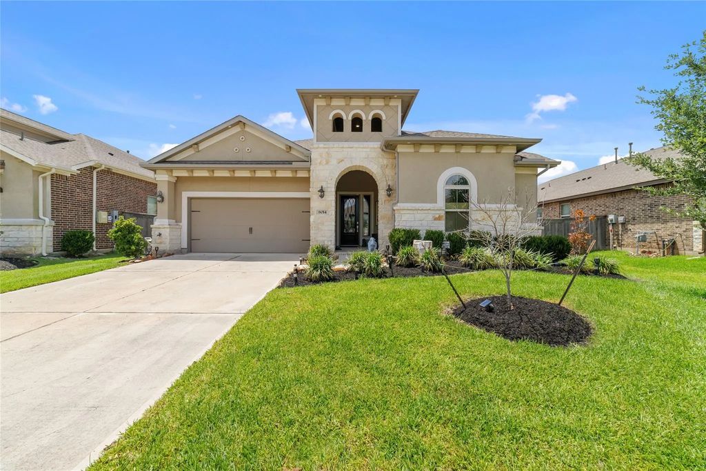 8014 Clearwater Glen Court, Richmond
