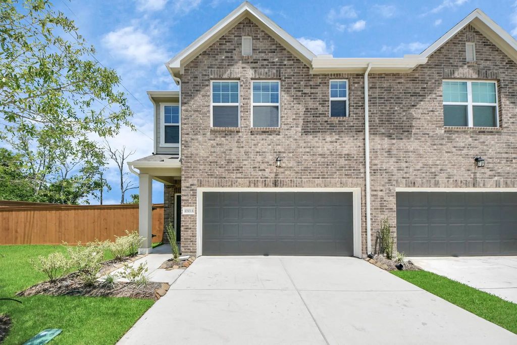 10303 Rose Mar Drive B, Rosharon
