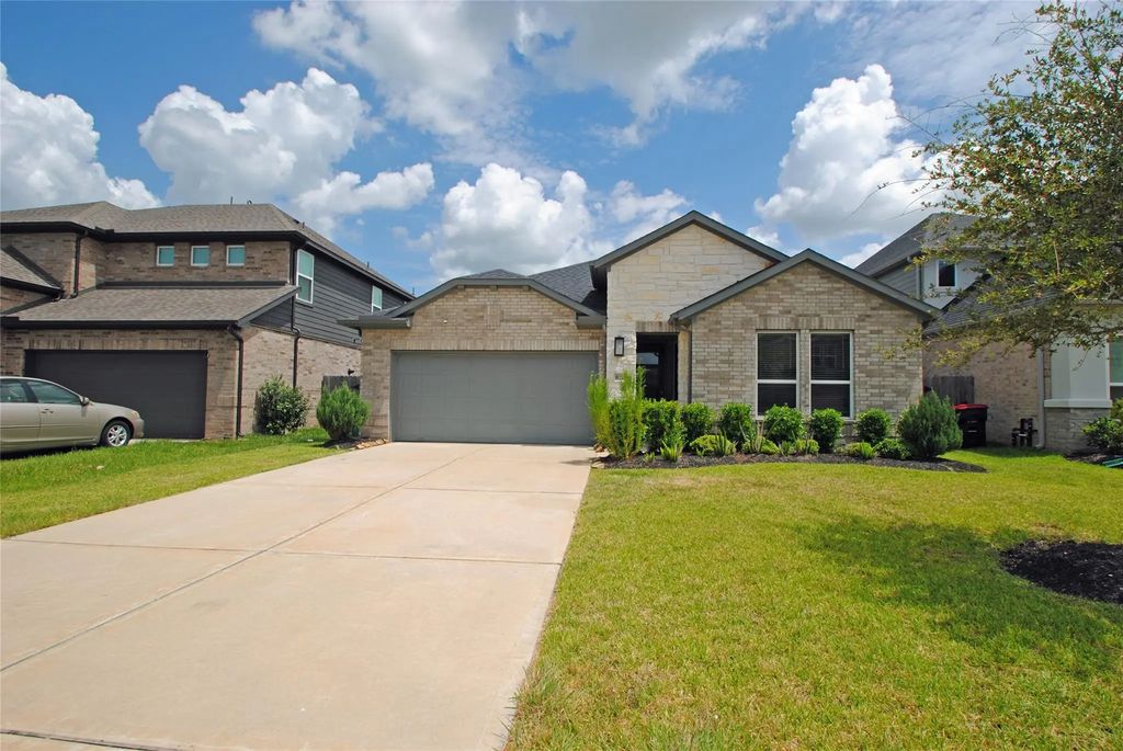 8326 Oakland Heights Lane, Richmond