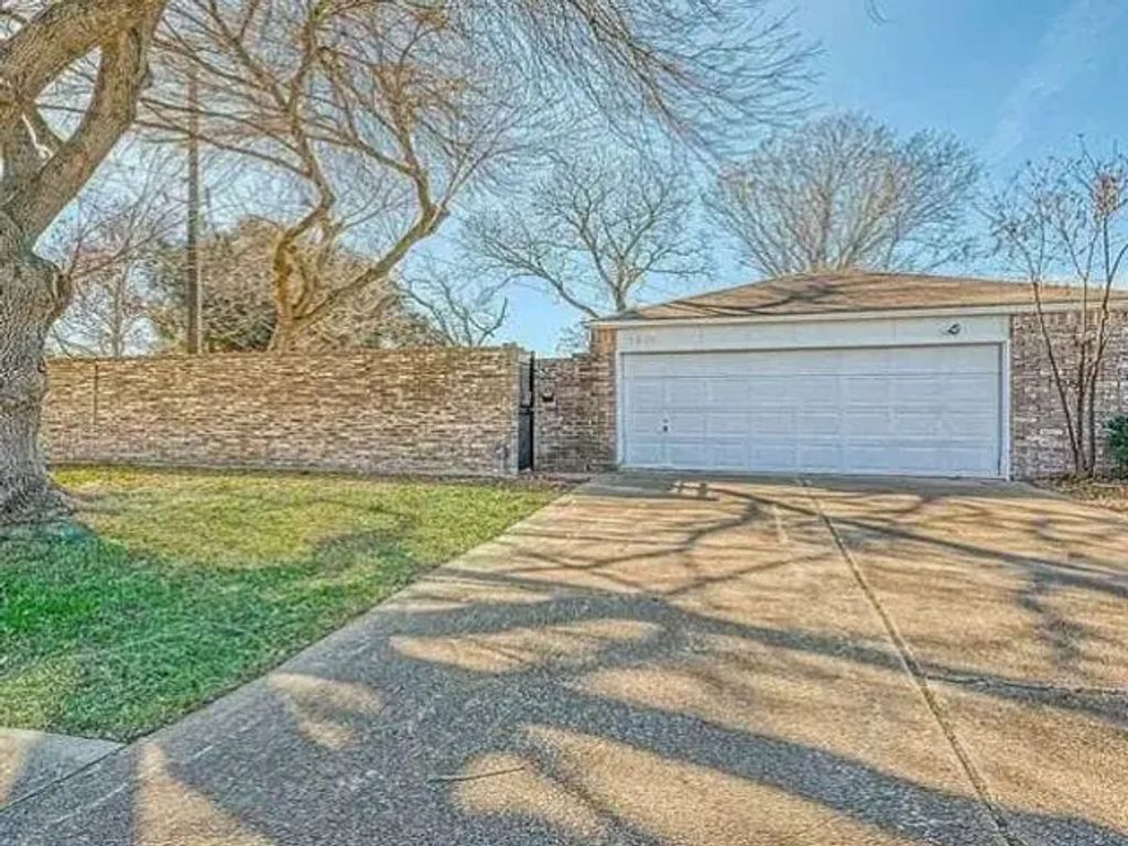3610 Vineyard Drive, Houston