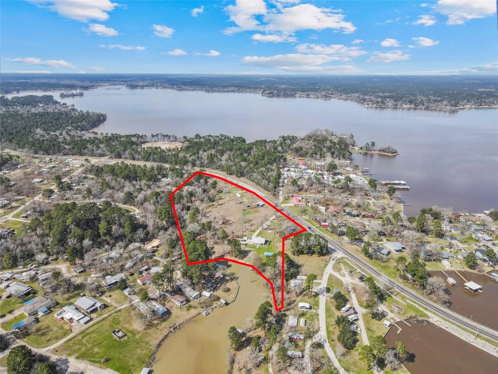 6776 Fm 356, Trinity